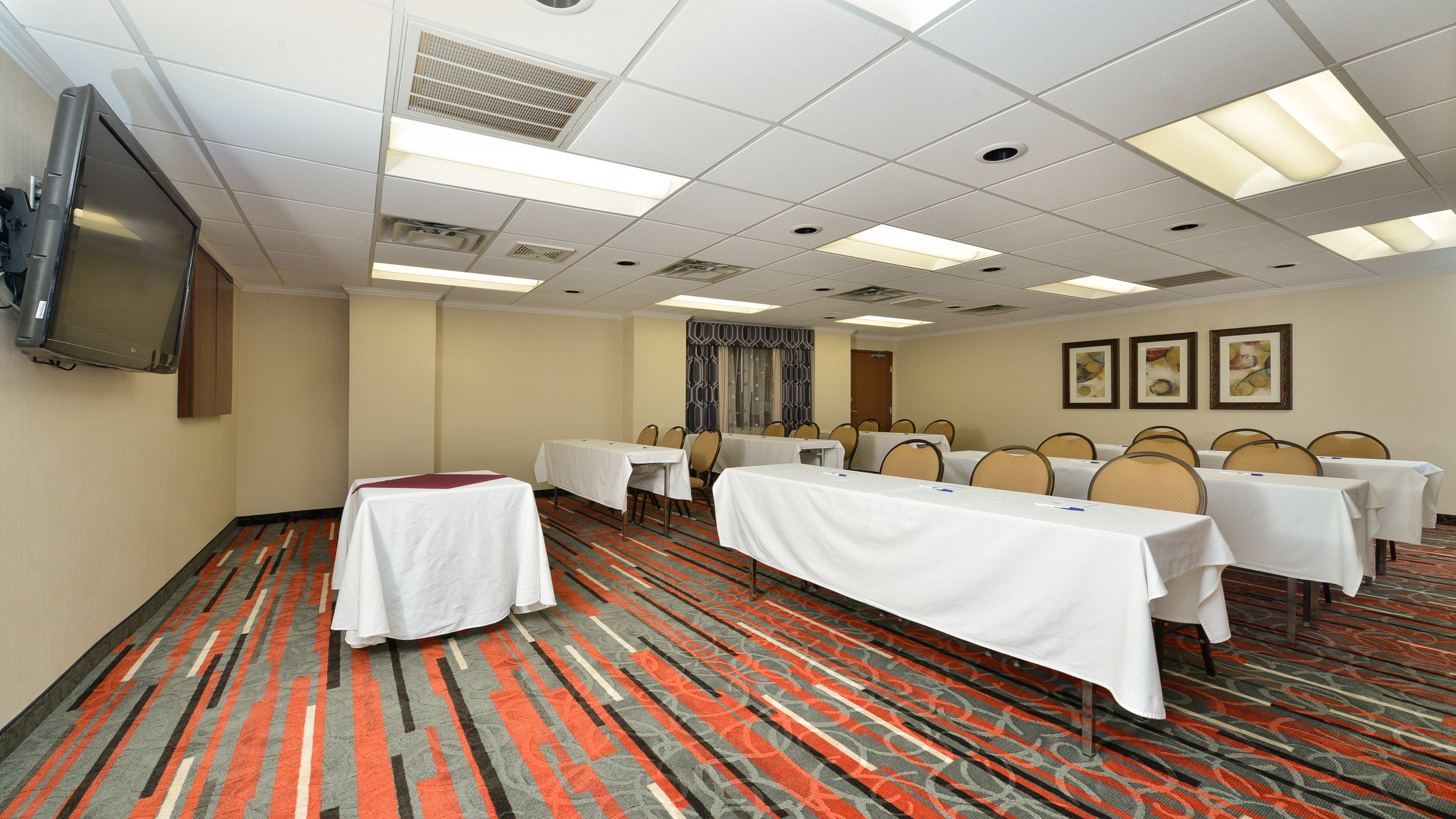 Holiday Inn Express Boston-Milford By Ihg Exterior foto